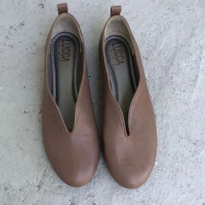 Lucca Lane Bayla flats